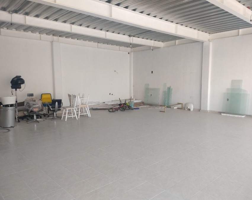 Renta local comercial Metepec 100m2